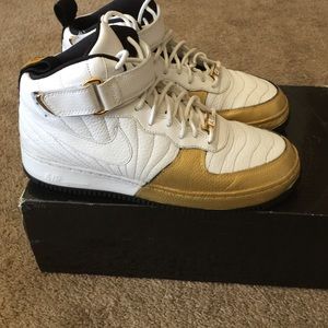 JORDANS🚨🚨QUICK SALE🚨🚨AJF12 SIZE 9 Men's🚨