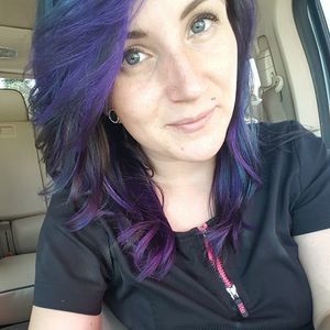 Meet your Posher, Kacey