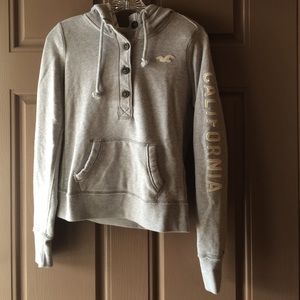 Gray hollister pull-over hoodie