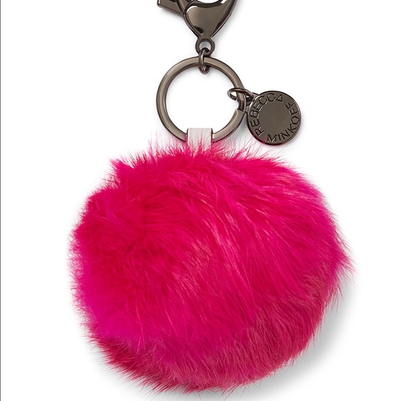 FUR POM POM