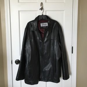 Men's 100% black leather jacket!!