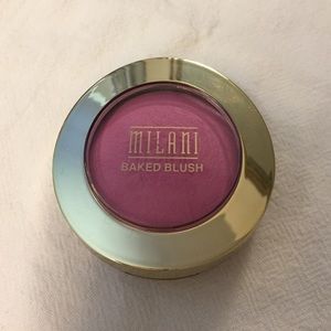 Milani baked blush in delizioso pink
