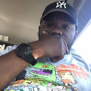 Meet your Posher, Troy