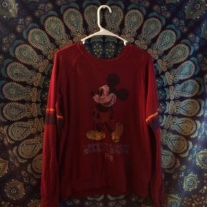 Mikey mouse sweater 🐭