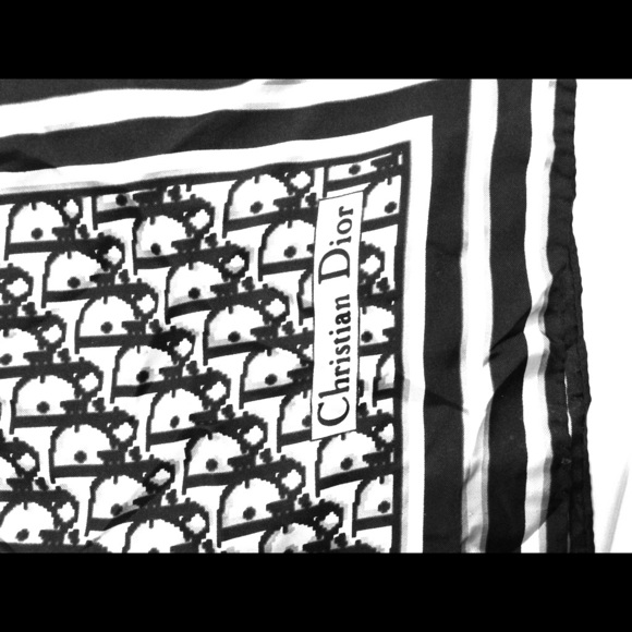 Authentic Christian Dior silk scarf - BLK&WHT