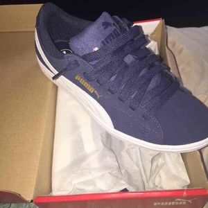 PUMA SNEAKERS