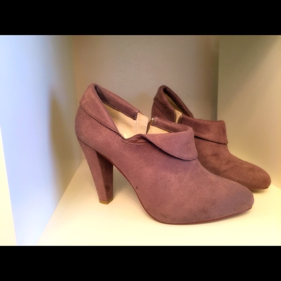 Zara tan bootie.