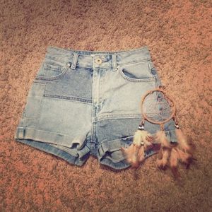 Bullhead Highwaisted Jean Shorts