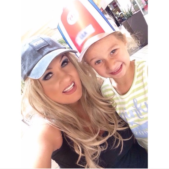 #1 ❤️ Meet Your Posher, Melinda ❤️ Posh Ambassador ❤️ - Picture 7 of 8