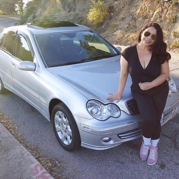 Meet your Posher, Karla - Picture 3 of 9