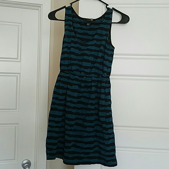 Forever 21 Knit Striped Dress Size S