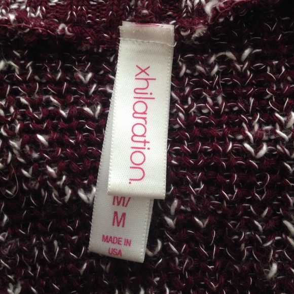 Adorable 70s turtle neck crop top - Picture 3 of 3