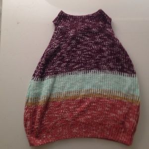 Adorable 70s turtle neck crop top