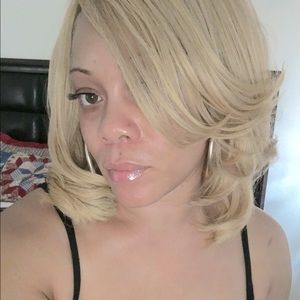 Meet your Posher, Cynthia
