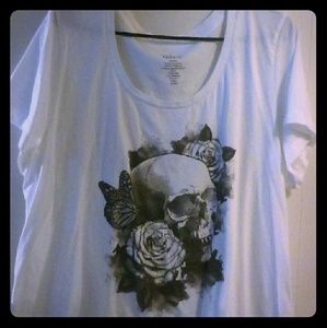 Torrid white skull tee
