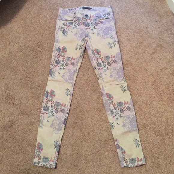 USA made floral print level 99 skinny pants