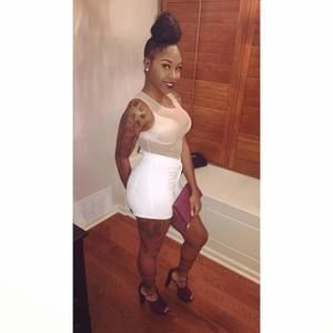 Meet your Posher, Royeesha