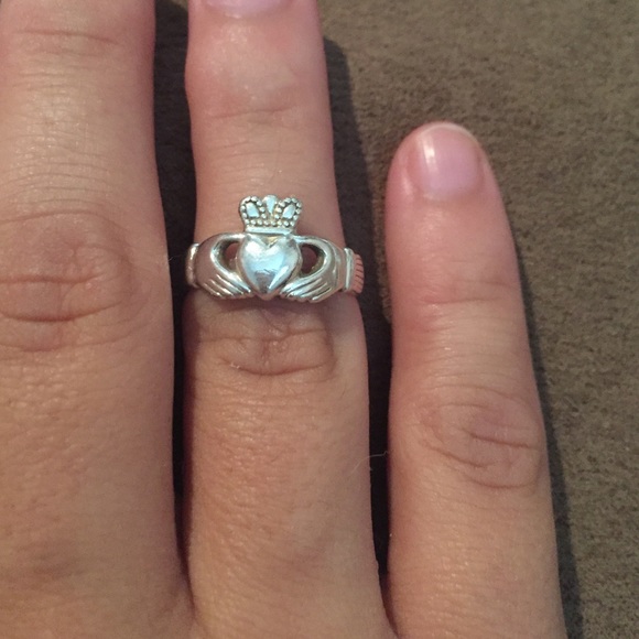 Silver Claddagh Ring