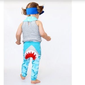 18 Shark Leggings