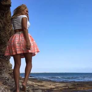 Meet your Posher, Yazbell