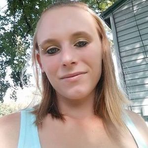 Meet your Posher, Carolyn ann