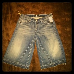 7 for all mankind women's roll up short