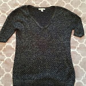 Black and gold thread sweater Size L