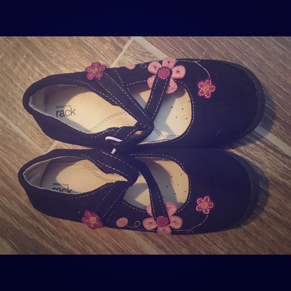 nordstrom rack mary jane shoes