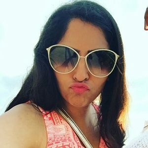 Meet your Posher, Kinjal