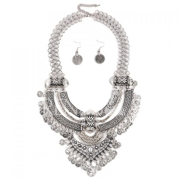 Statemant Necklace
