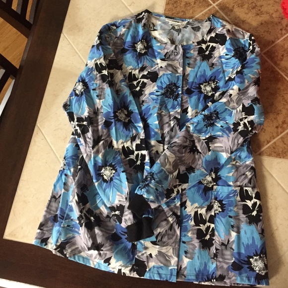 Lab jacket never worn