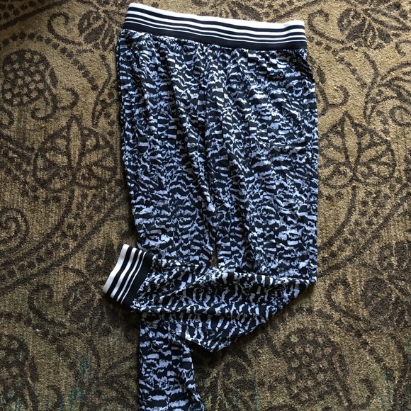 Fabletics Joggers
