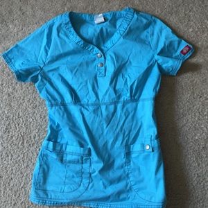 Scrub top