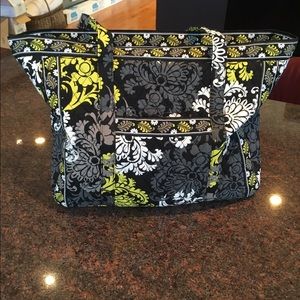 Excellent Condition Vera Bradley Baroque Tote