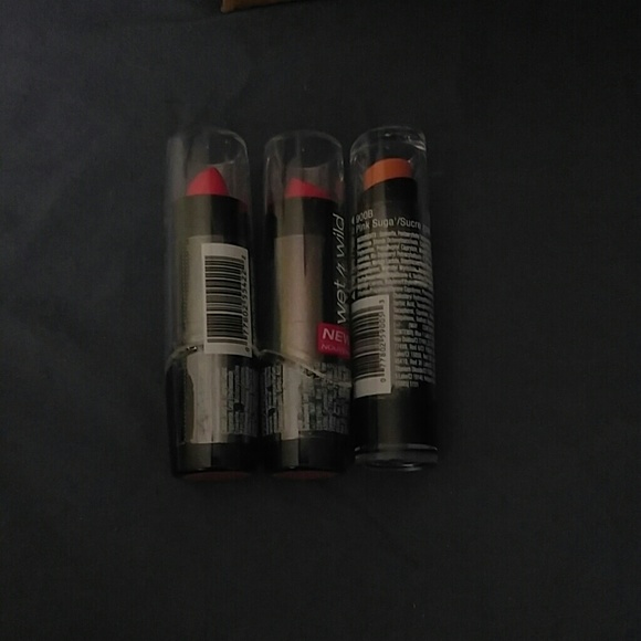 Wet n wild lipsticks