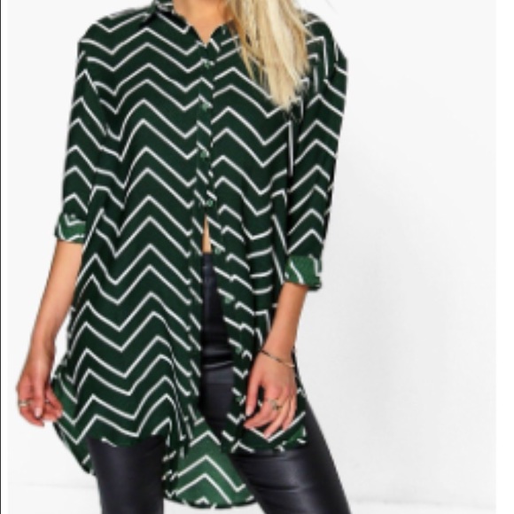 OVER SIZE CONTRAST BUTTON DOWN NEVER WORN
