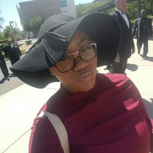 Meet your Posher, Kiolli