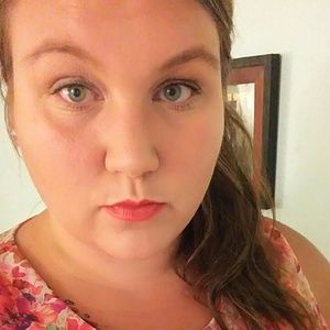 Meet your Posher, Kelli