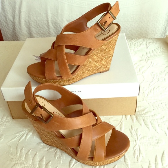 •Jessica Simpson Wedge•