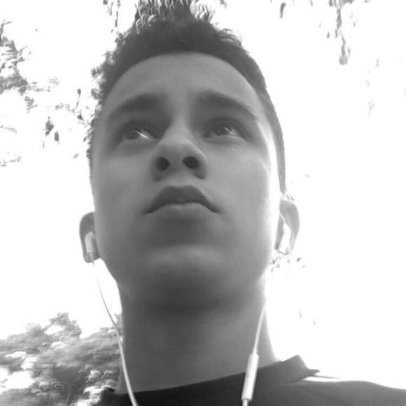 Meet your Posher, Manuel alejandro - Picture 1 of 1