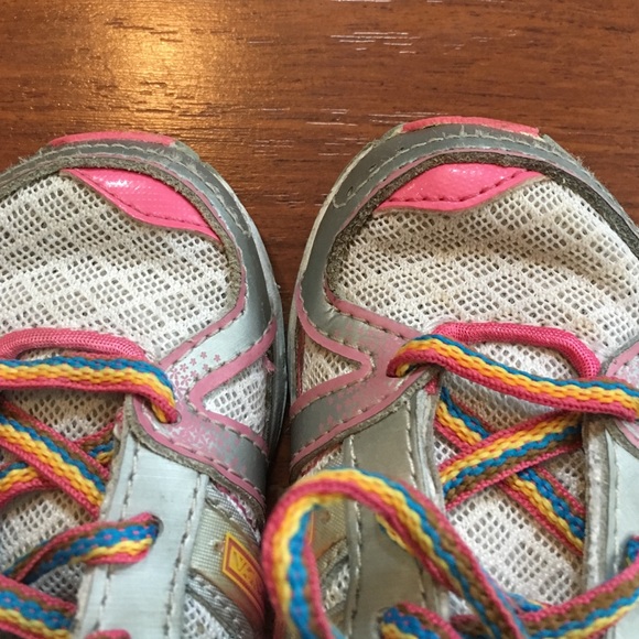 New Balance rainbow shoes - Picture 3 of 3