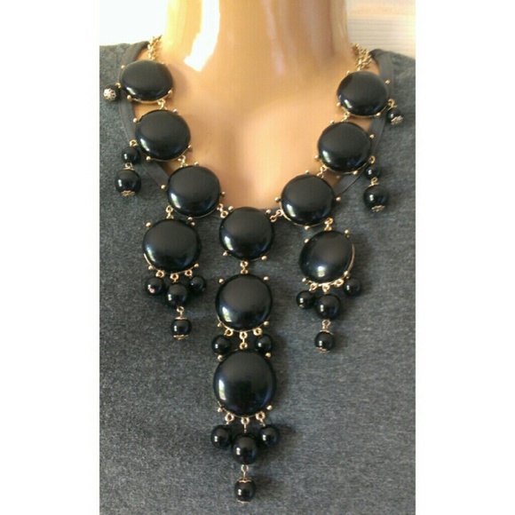 Jewelry - Bubble Necklace Black Statement Necklace