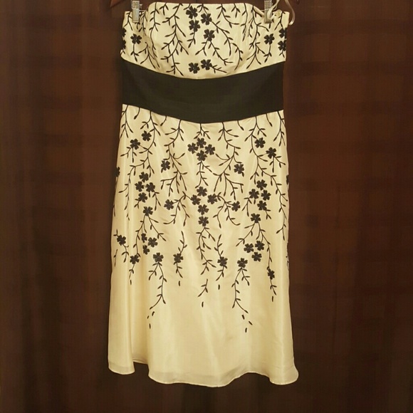 White house Black Market silk strapless dress