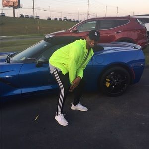 Meet your Posher, Jonathan