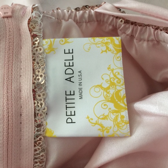 ❌sold❌ Pink/gold toddler dress - Picture 3 of 4