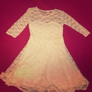 Short lace baby doll dress