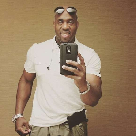 Meet your Posher, Aaron - Picture 1 of 1