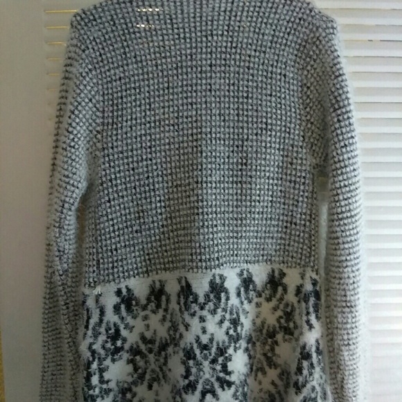 Cozy Faux Fur Aztec Sweater - Picture 2 of 3