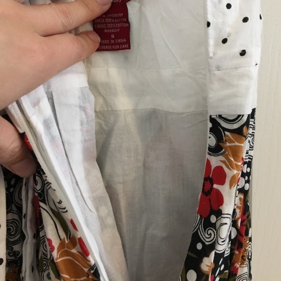 Dress size small - Picture 3 of 3