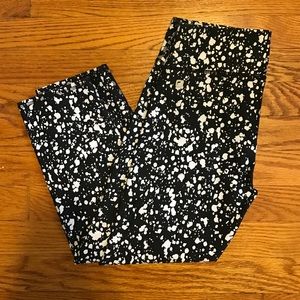 Fabletics Salar Capri Legging